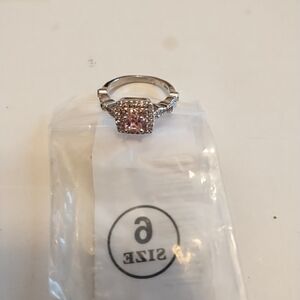 Chic Silver and Pink Women's Ring